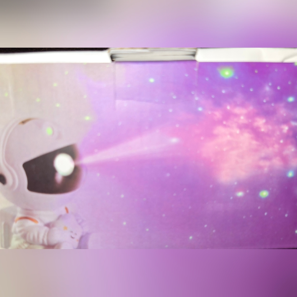 Astronaut Nebula Projector - Picture 2 of 3